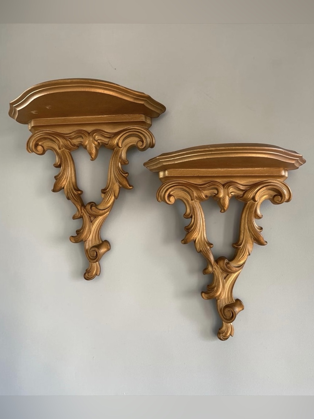 Vintage Ornate Wall Shelf Set of 2 Syroco Wood Gold